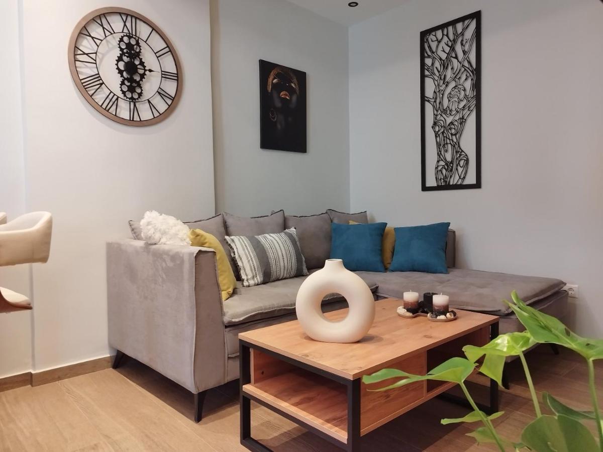 Luxurious In The Heart Of Town ! *