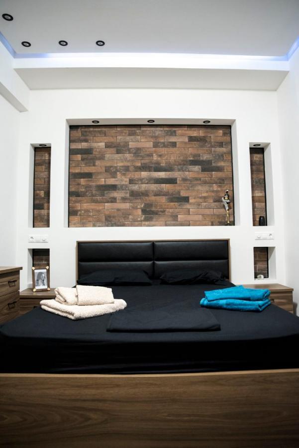 Apartment Luxurious In The Heart Of Town ! Loutraki (Corinthia)