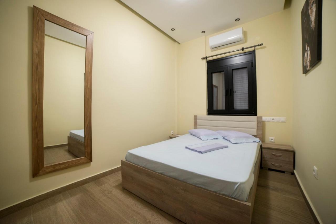 Luxurious In The Heart Of Town ! Apartment *