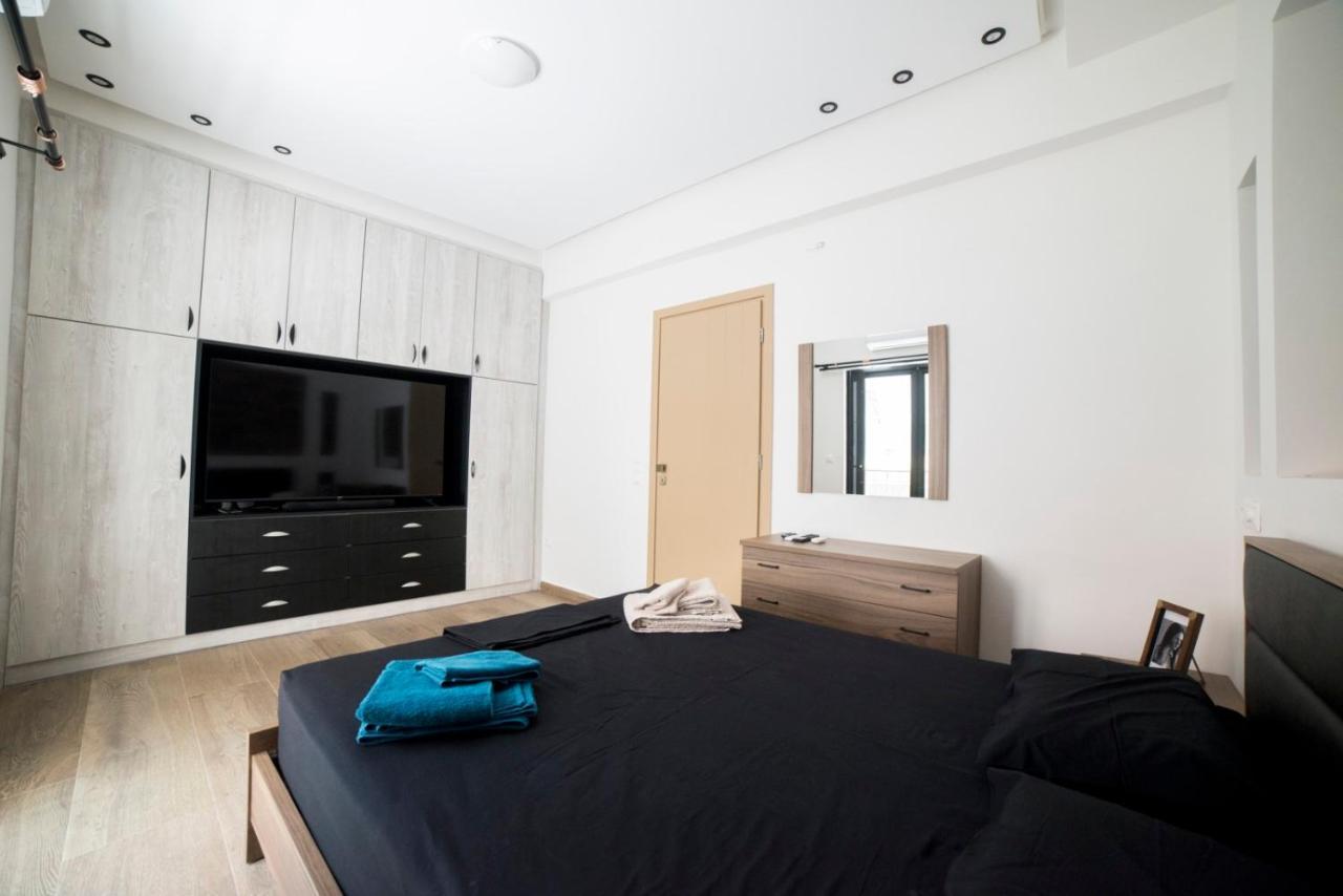Luxurious In The Heart Of Town ! Apartment